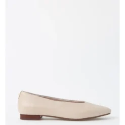 Wholesale ❤️ Basque Chica Winter White Flat Shoe 👏