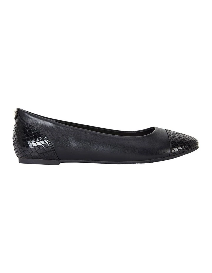 Best deal โ Sandler Gemini Black Glove/Snake Flat ๐ฅฐ Shoes ๐ 1 Best deal โ Sandler Gemini Black Glove/Snake Flat ๐ฅฐ Shoes ๐