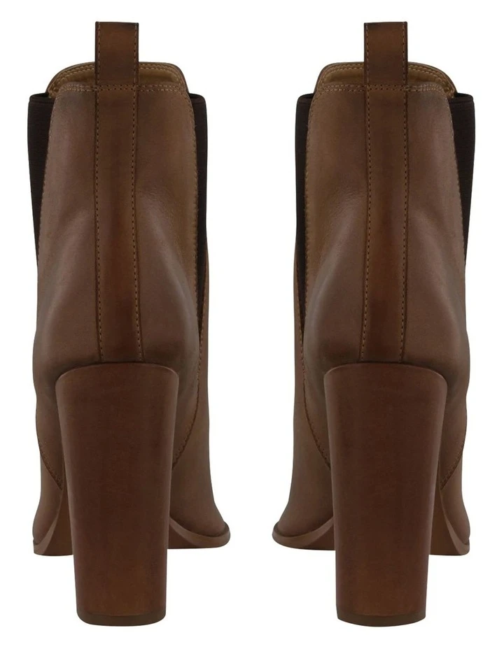 Top 10 ๐ Tony Bianco Leigh Caramel Diesel/Choc Wax Ankle โ๏ธ Boots โ๏ธ 4 Top 10 ๐ Tony Bianco Leigh Caramel Diesel/Choc Wax Ankle โ๏ธ Boots โ๏ธ - Image 4